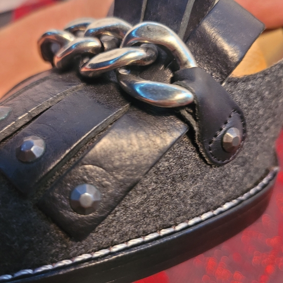 Michael kors fringe chain pumps size 8.5 made in Italy like new - Picture 3 of 11